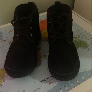 Kids Ugg boots size 2